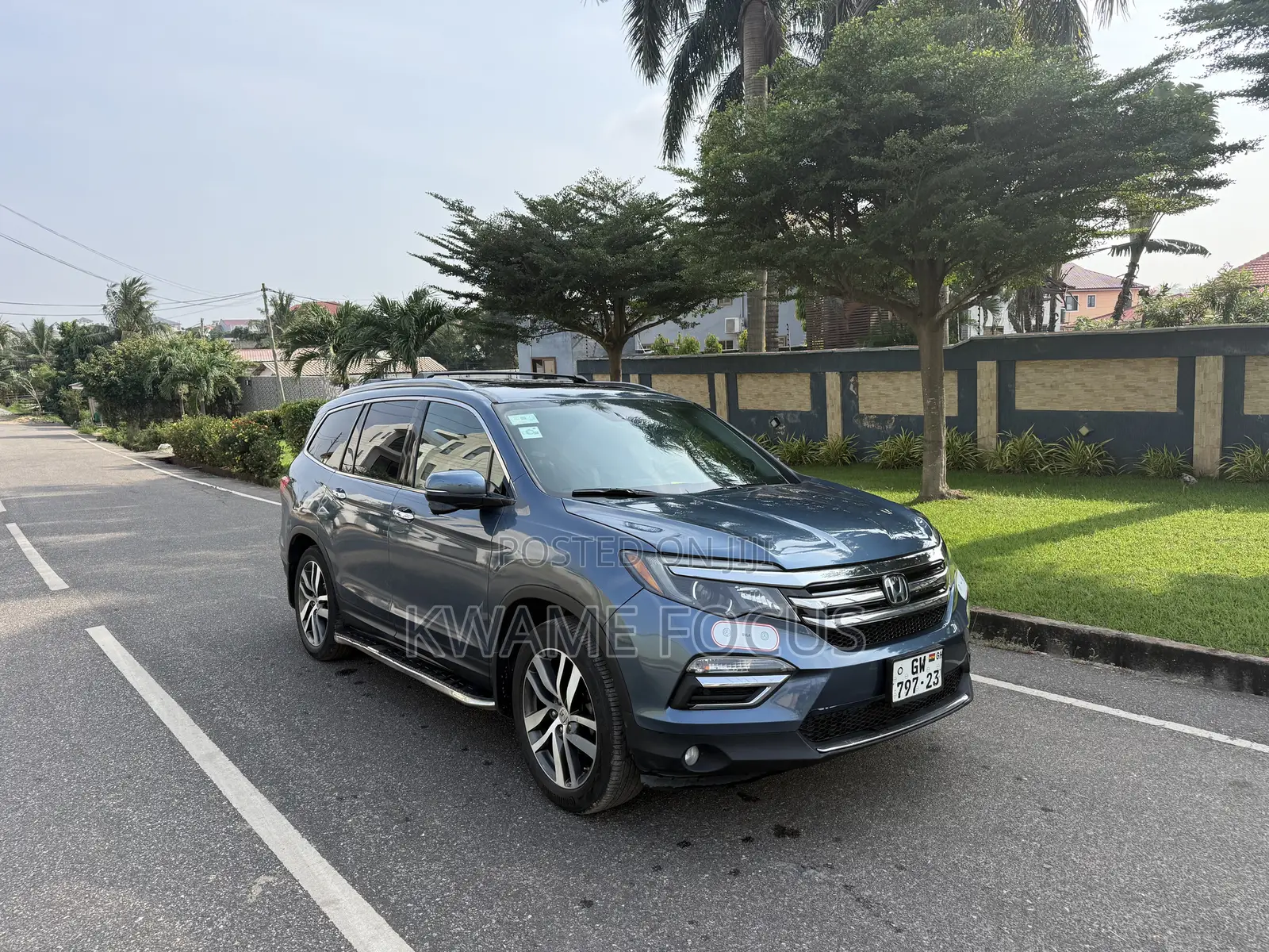 Honda Pilot Touring 4dr SUV 4WD (3.5L 6cyl 9A) 2017