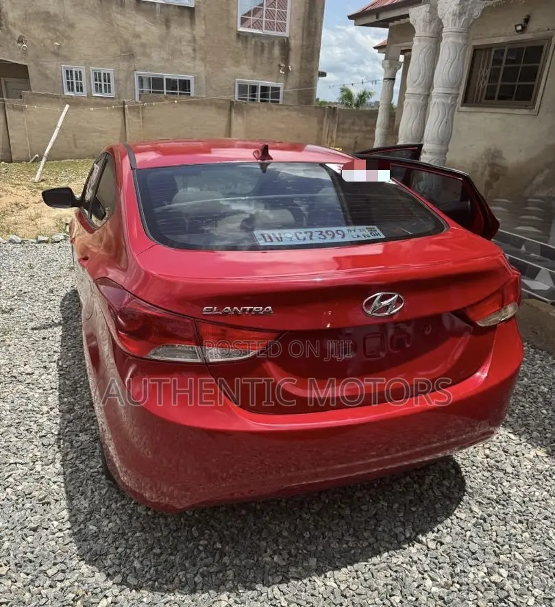 Hyundai Elantra GLS Sedan FWD (1.8L 4cyl 6M) 2013 Red