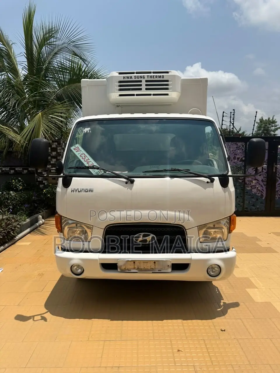 Hyundai Mighty Refrigerator Truck