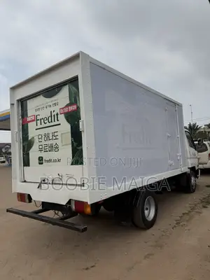 Hyundai Mighty Refrigerator Truck
