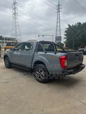 New Nissan Pick-Up 2025 Gray