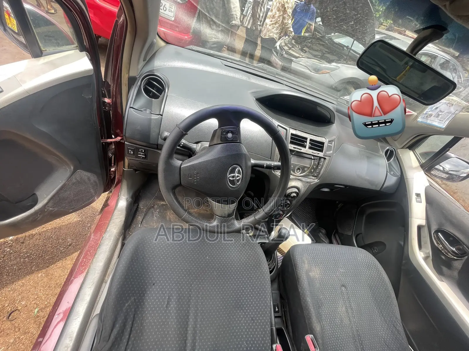 Toyota Yaris 2010 Red