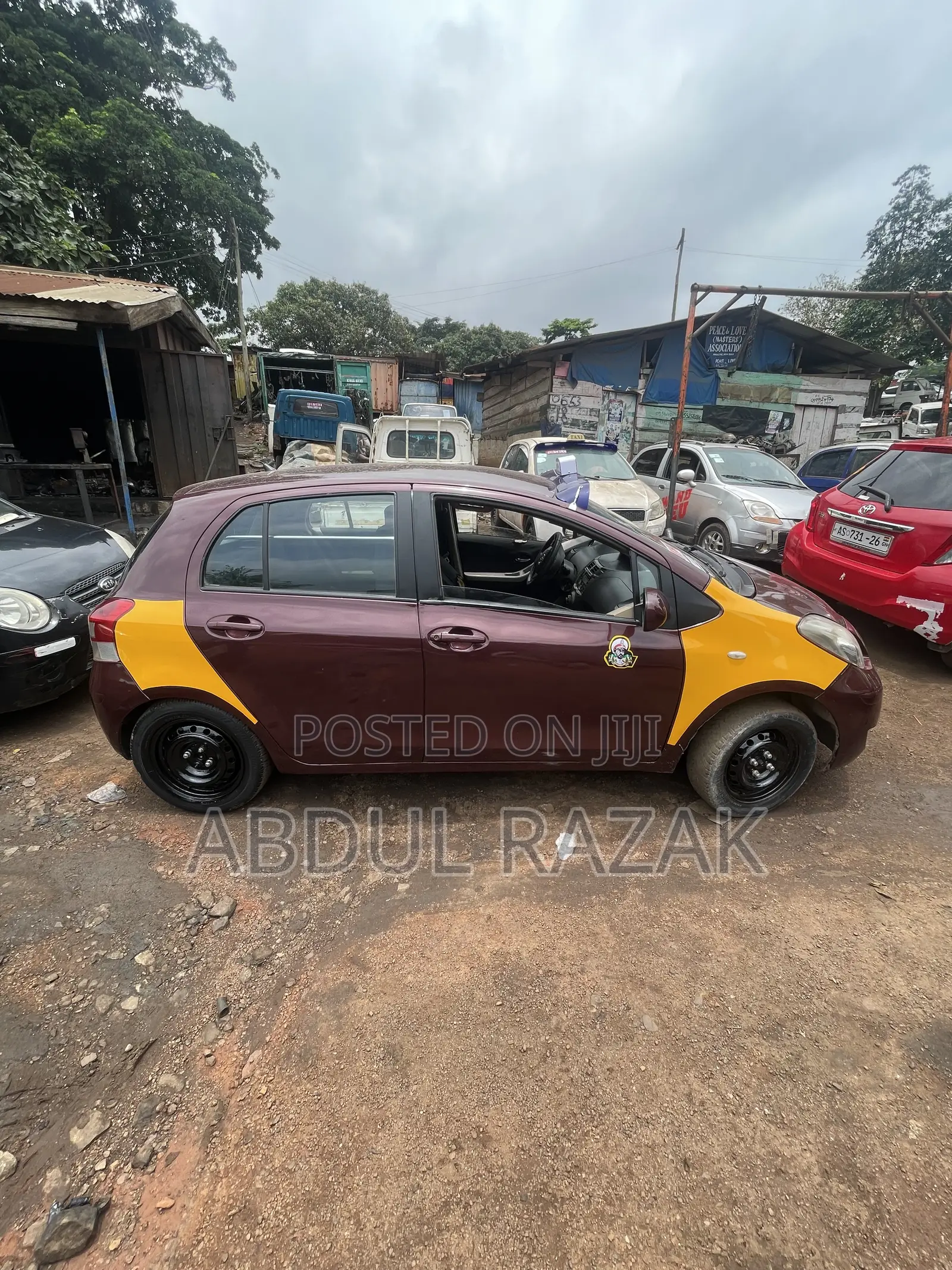 Toyota Yaris 2010 Red