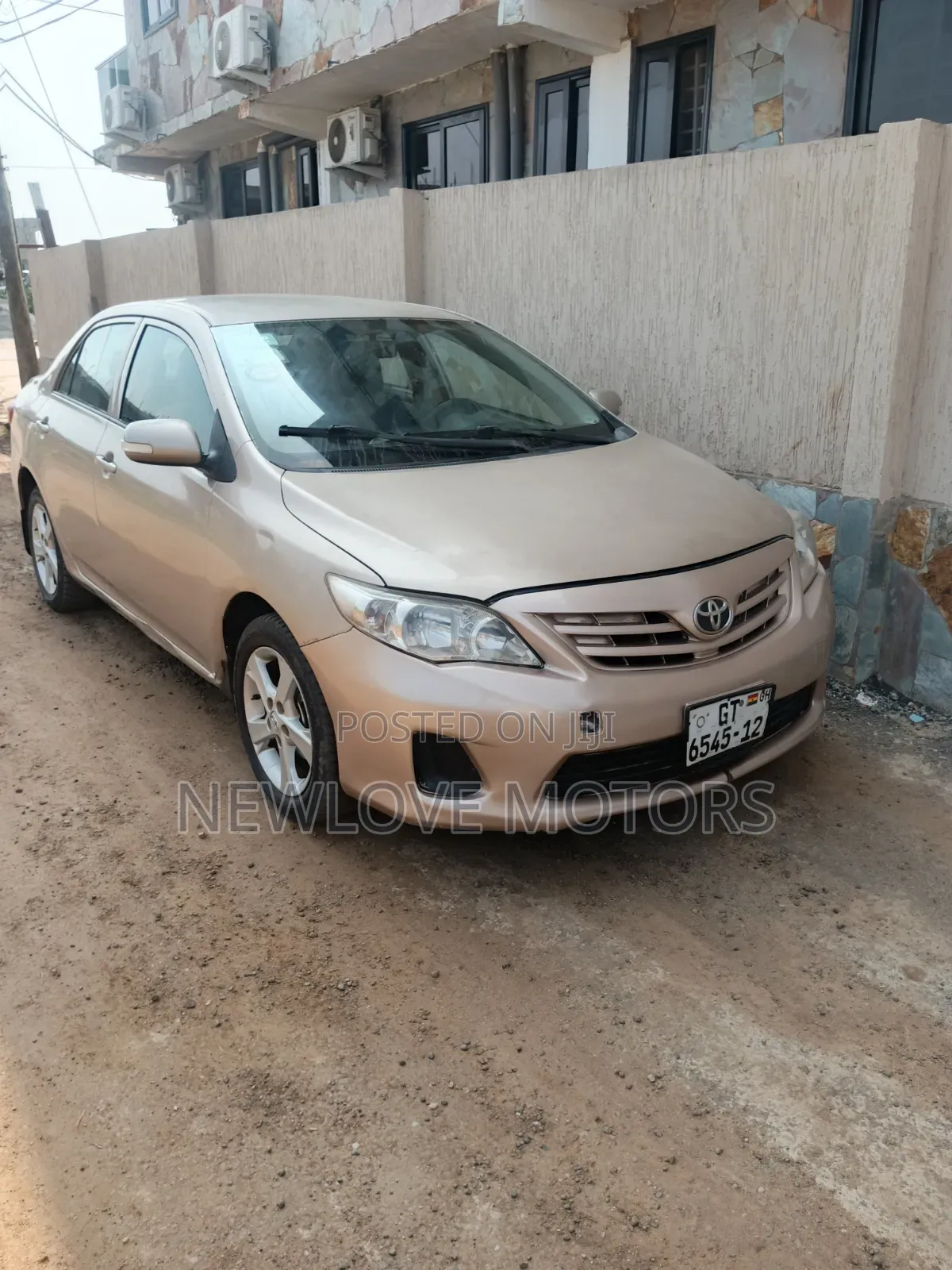 Toyota Corolla 2012 Brown