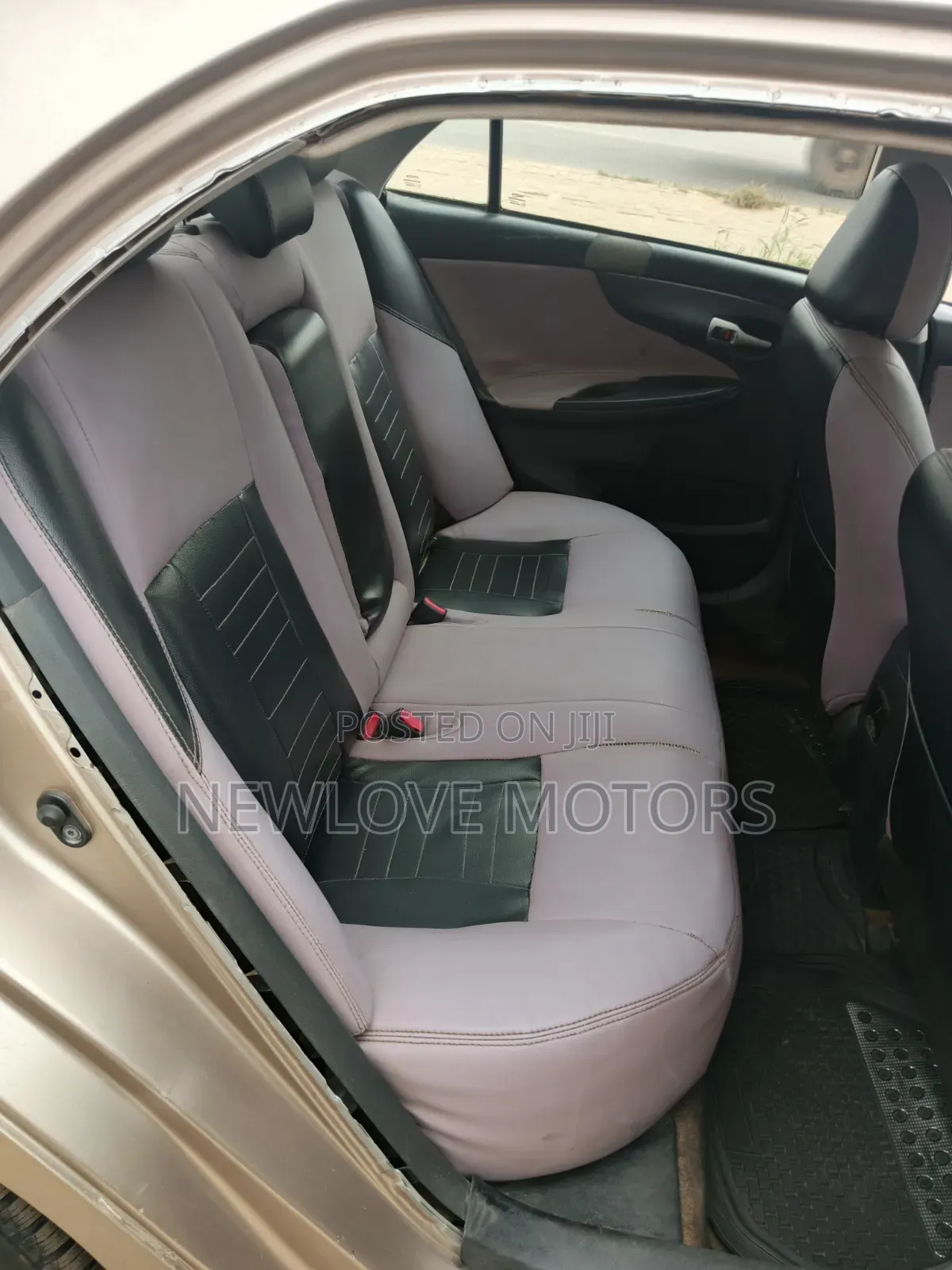 Toyota Corolla 2012 Brown