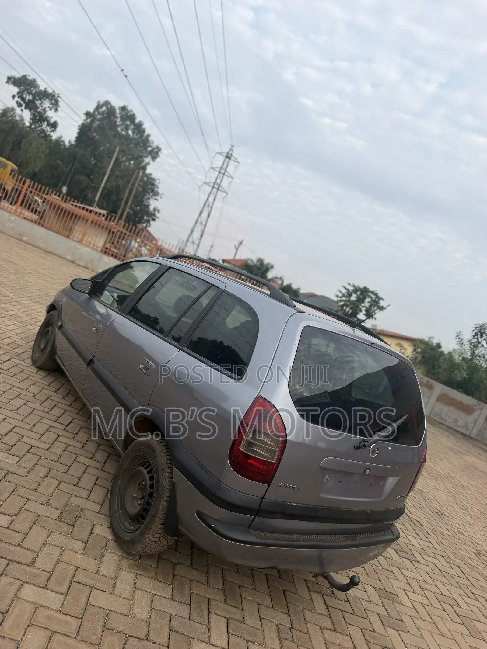 Opel Zafira Snowtrekker 2000 Gray