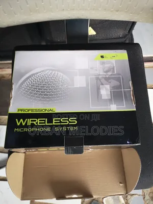 UHF Professional Wireless Microphone System