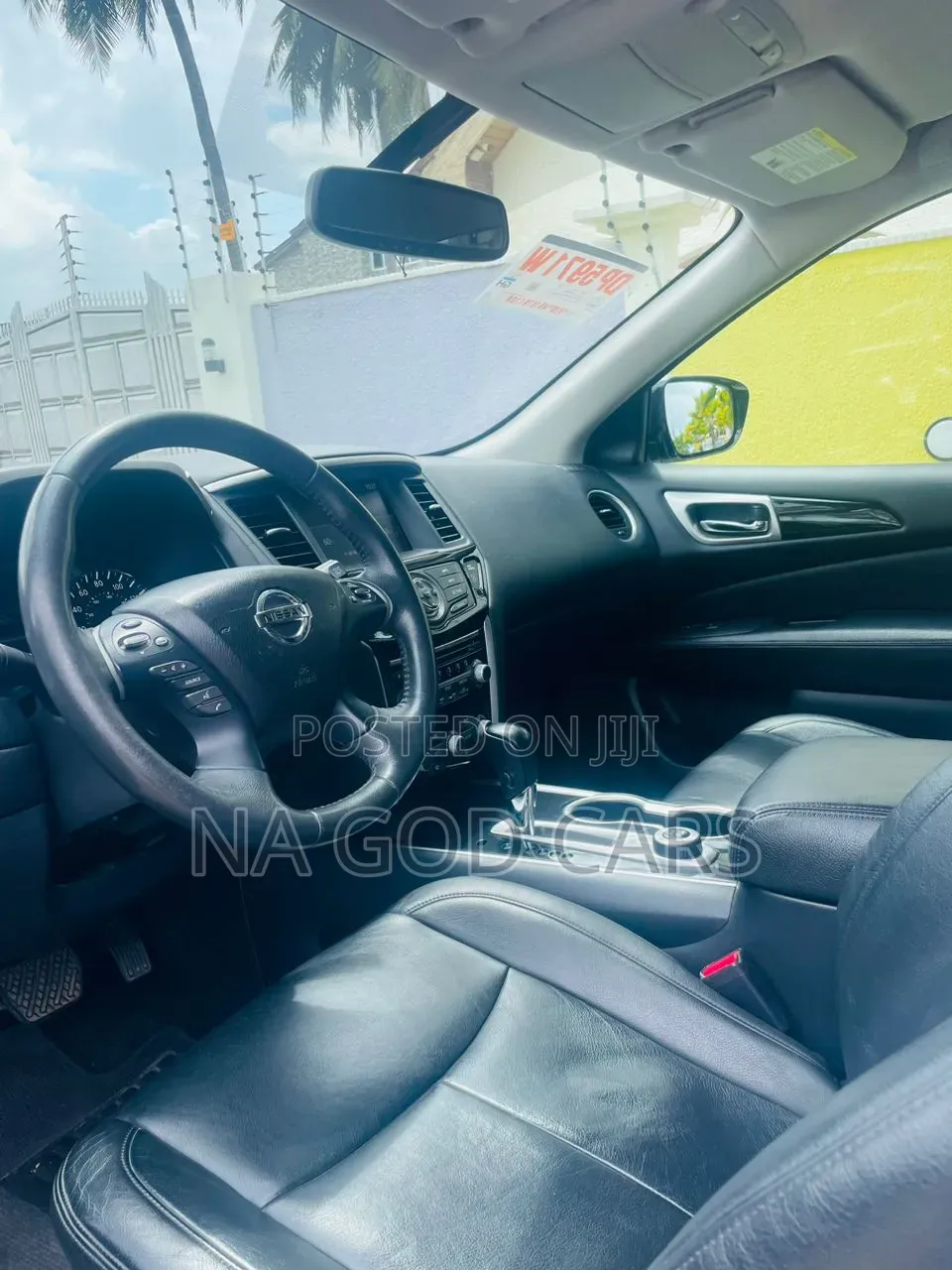 Nissan Pathfinder 2017 White