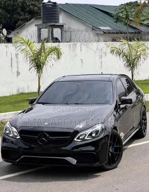 Mercedes-Benz E350 Base 4Matic Sedan AWD (3.5L 6cyl 7A) 2016 Black