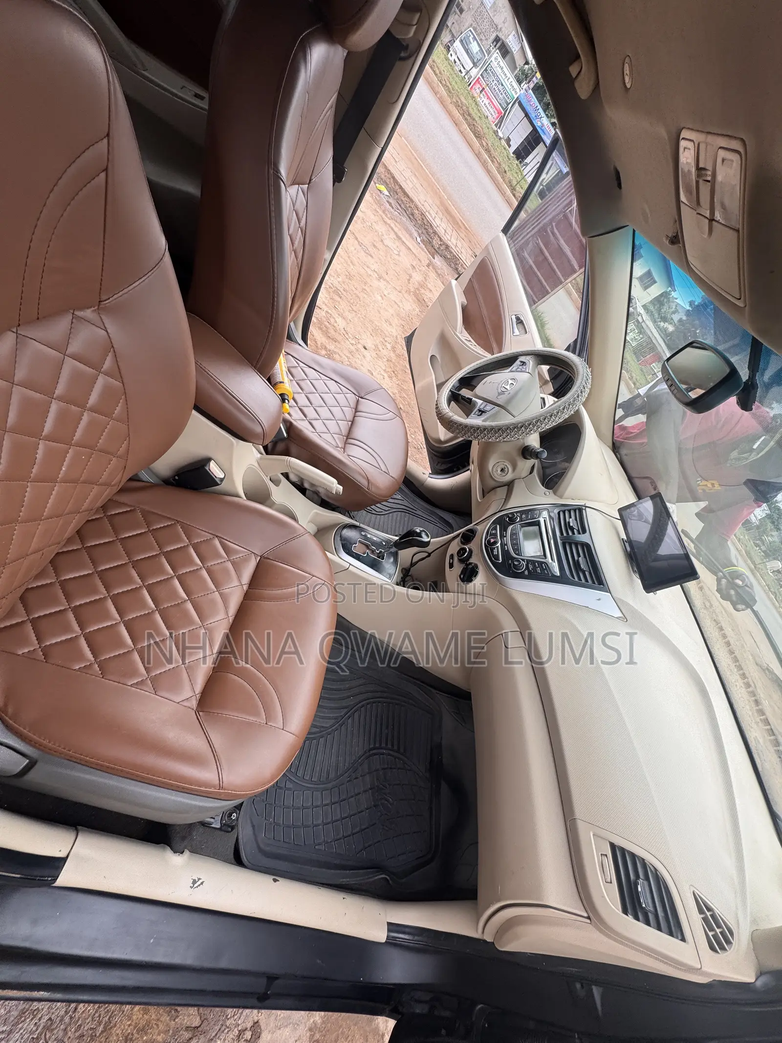 Hyundai Accent 2012 Black