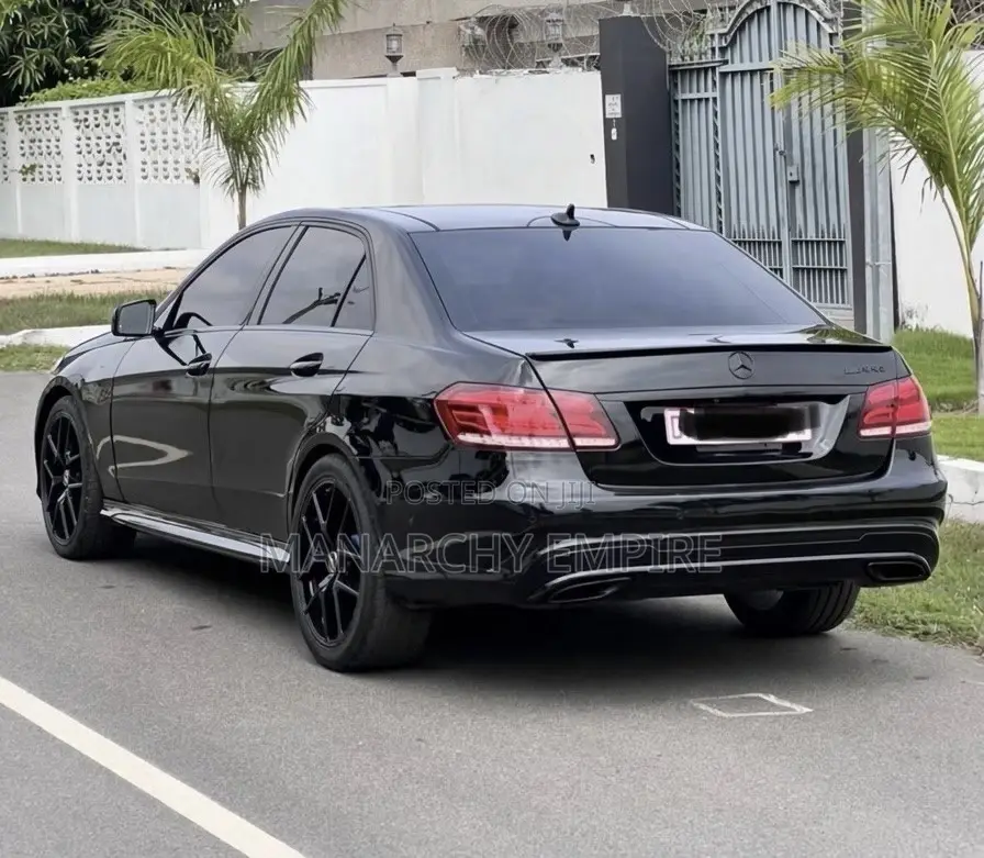 Mercedes-Benz E350 Base 4Matic Sedan AWD (3.5L 6cyl 7A) 2016 Black