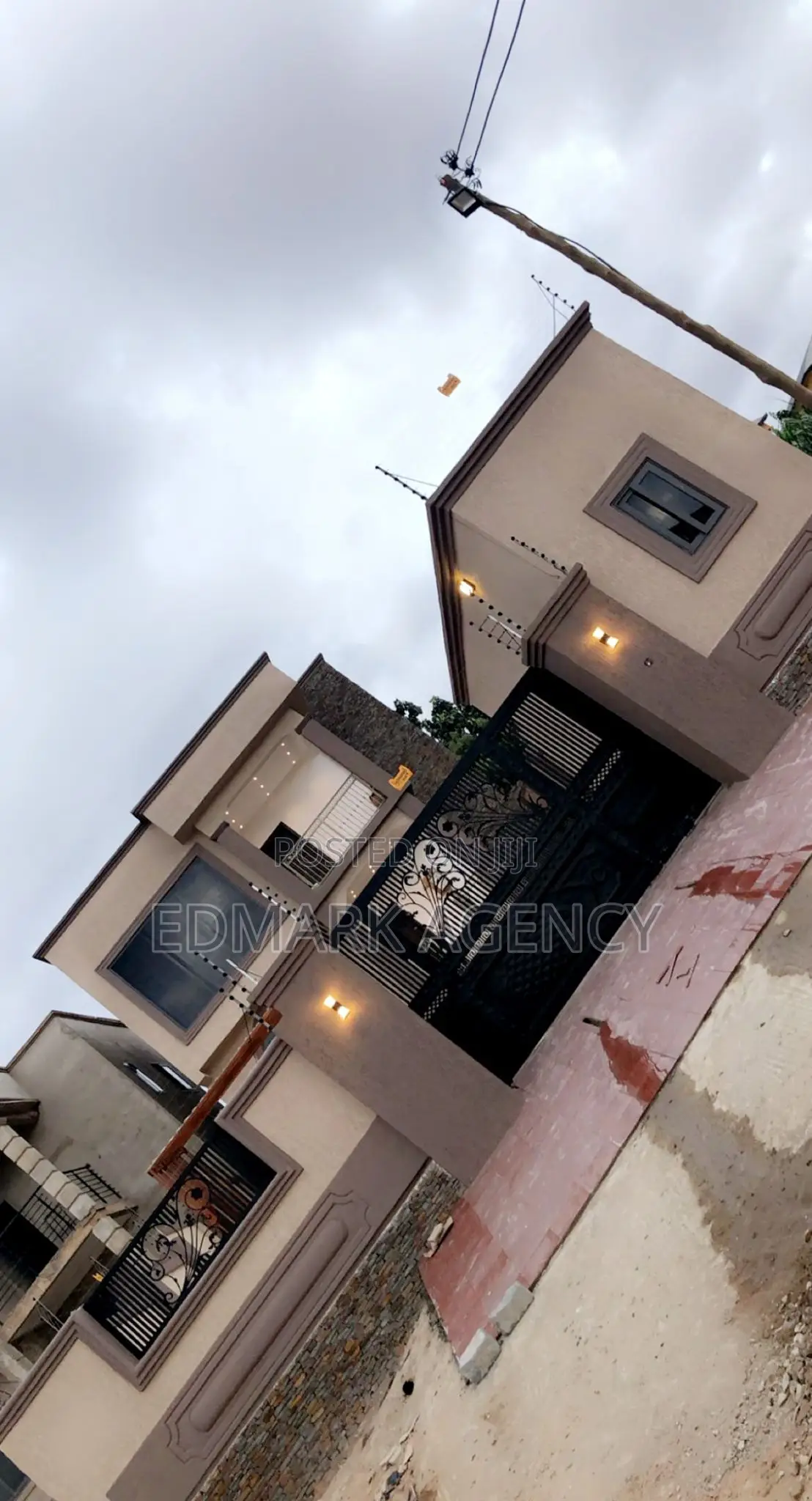 4bdrm House in Kwabenya for rent