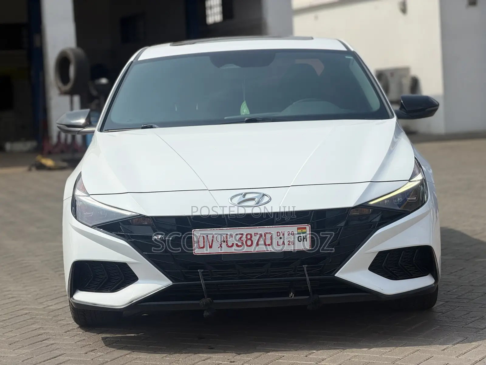 Hyundai Elantra Limited 2021 White