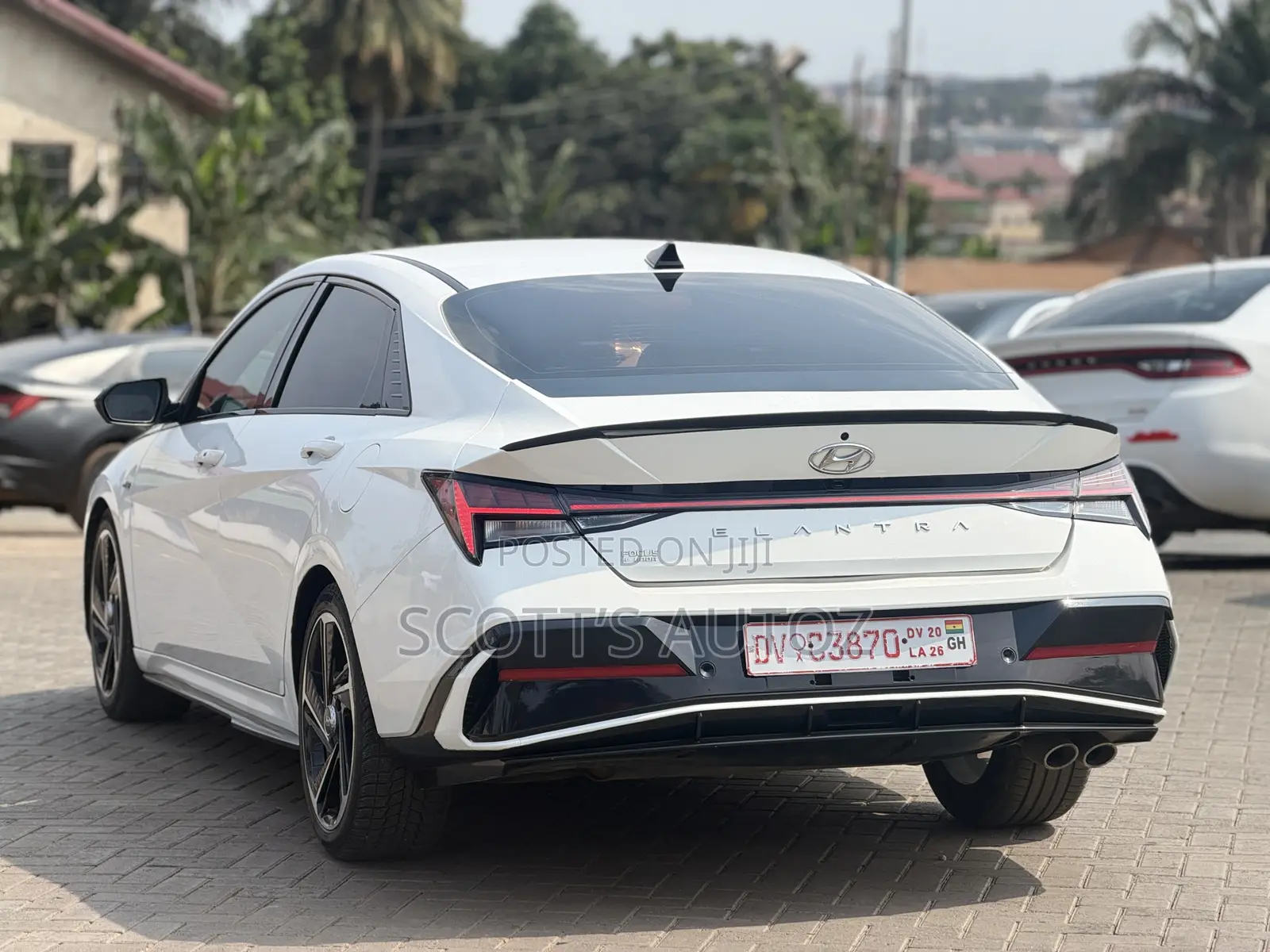 Hyundai Elantra Limited 2021 White