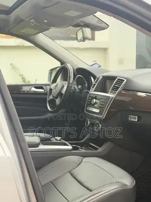 Mercedes-Benz M Class ML350 4MATIC 4dr SUV AWD (3.5L 6cyl 7A) 2015 Gray