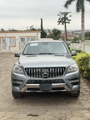 Mercedes-Benz M Class ML350 4MATIC 4dr SUV AWD (3.5L 6cyl 7A) 2015 Gray