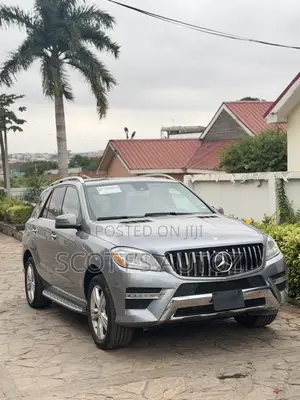 Mercedes-Benz M Class ML350 4MATIC 4dr SUV AWD (3.5L 6cyl 7A) 2015 Gray