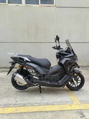 New Yamaha 2026 Black