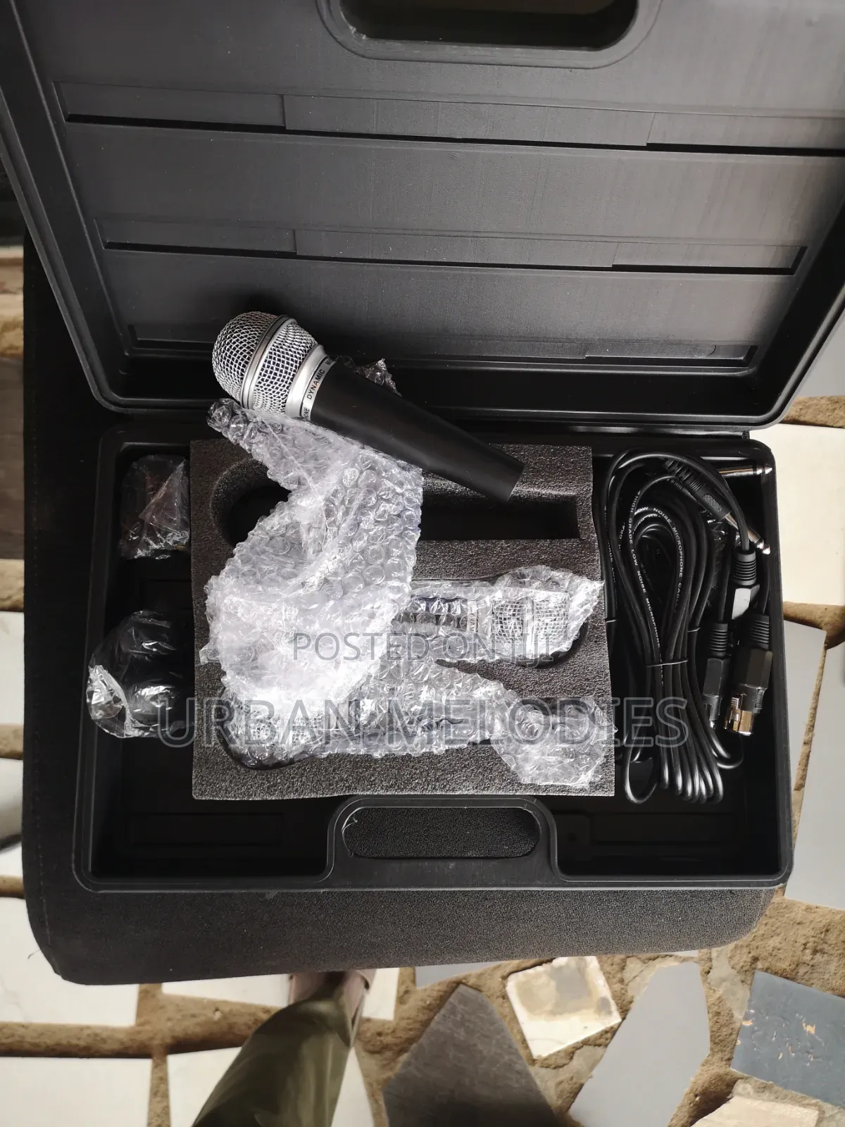 Soundlab Dynamic Vocal Microphone Kit