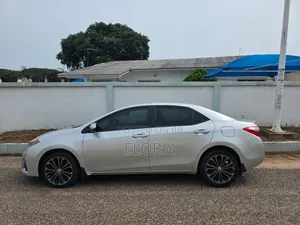 Toyota Corolla 2015 Gray