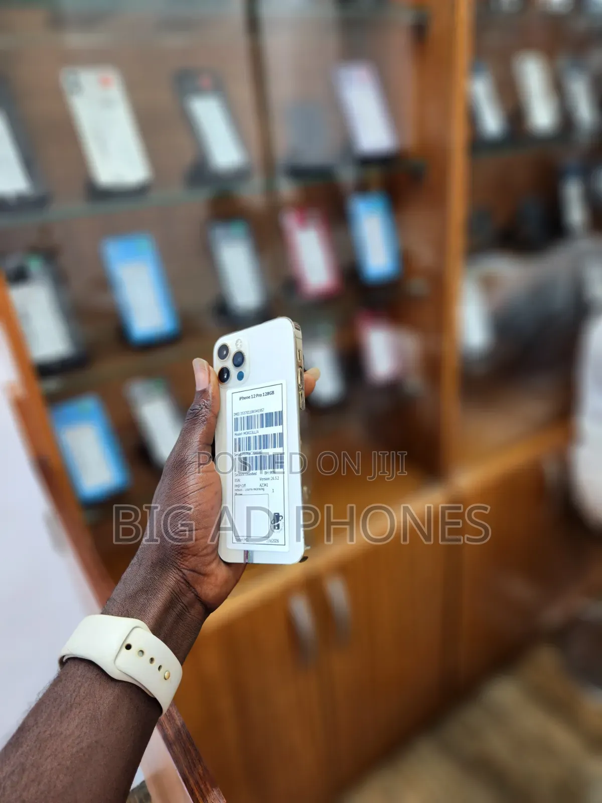 New Apple iPhone 12 Pro 128 GB Gold