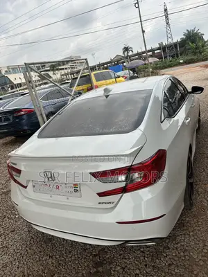 Honda Accord Sport (1.5L 4cyl Turbo CVT) 2019 White