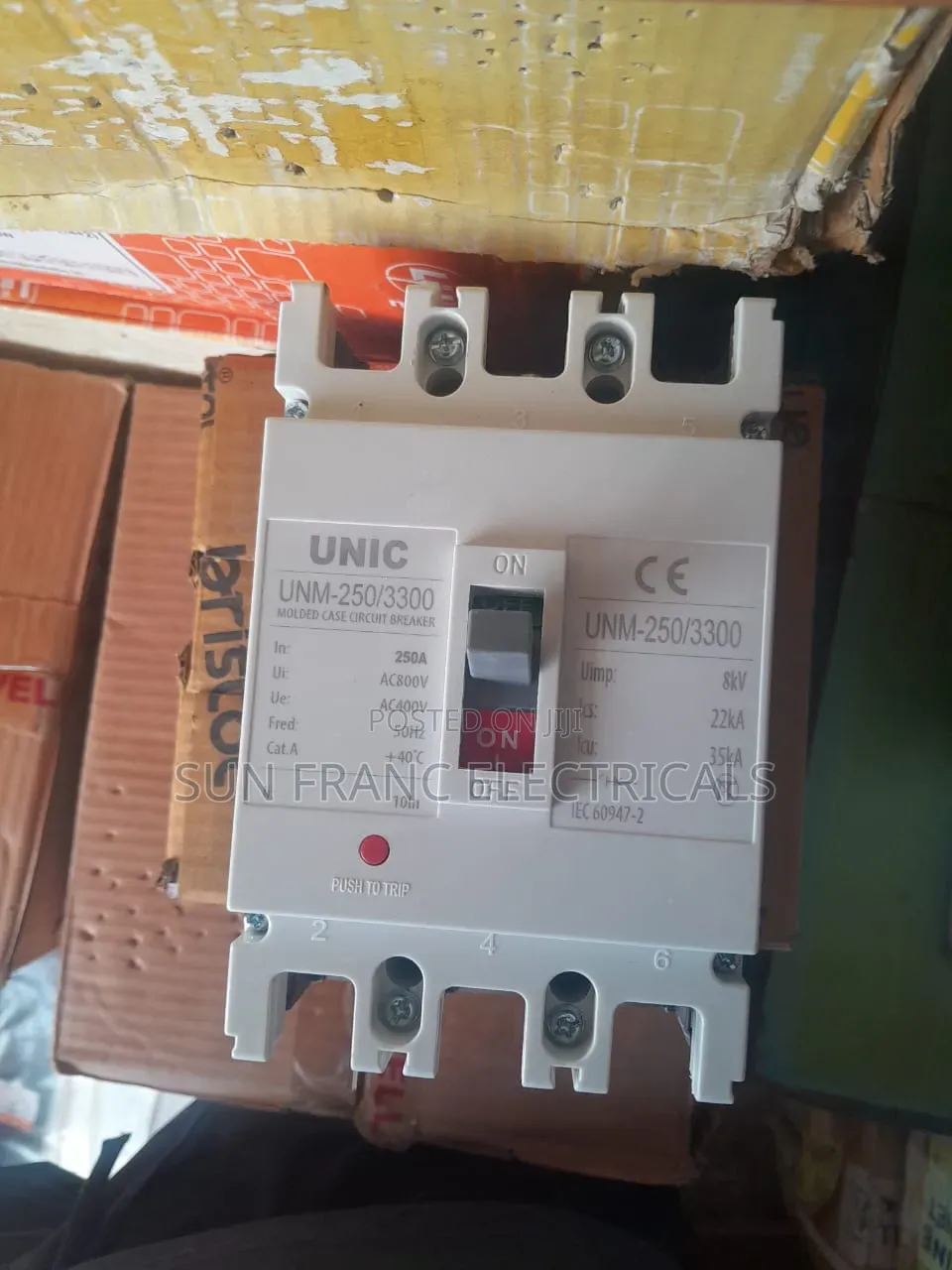 250a 3pole Moulded Case Circuit Breaker (Mccb)