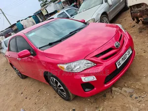 Toyota Corolla 2013 Red
