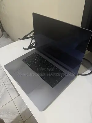 Laptop Apple MacBook Pro 2023 M2 Pro 16GB Apple M2 SSD 512GB