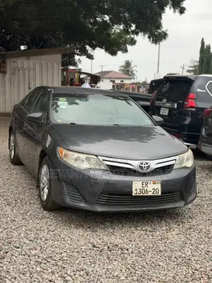 Toyota Camry 2013 Gray