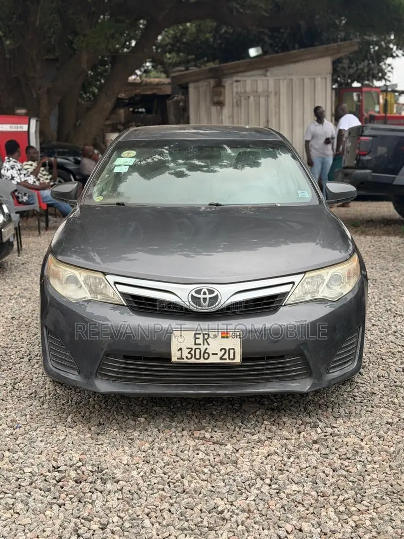 Toyota Camry 2013 Gray