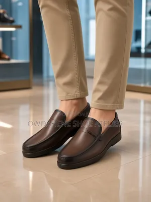 Men's Burnished Brown Leather Loafers