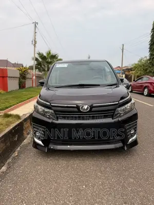 Toyota Voxy X 4WD 8-Seater 2015 Burgundy