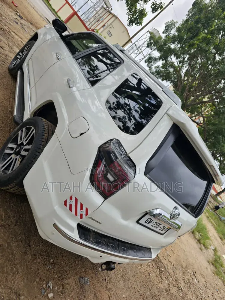 Toyota 4-Runner 2015 White