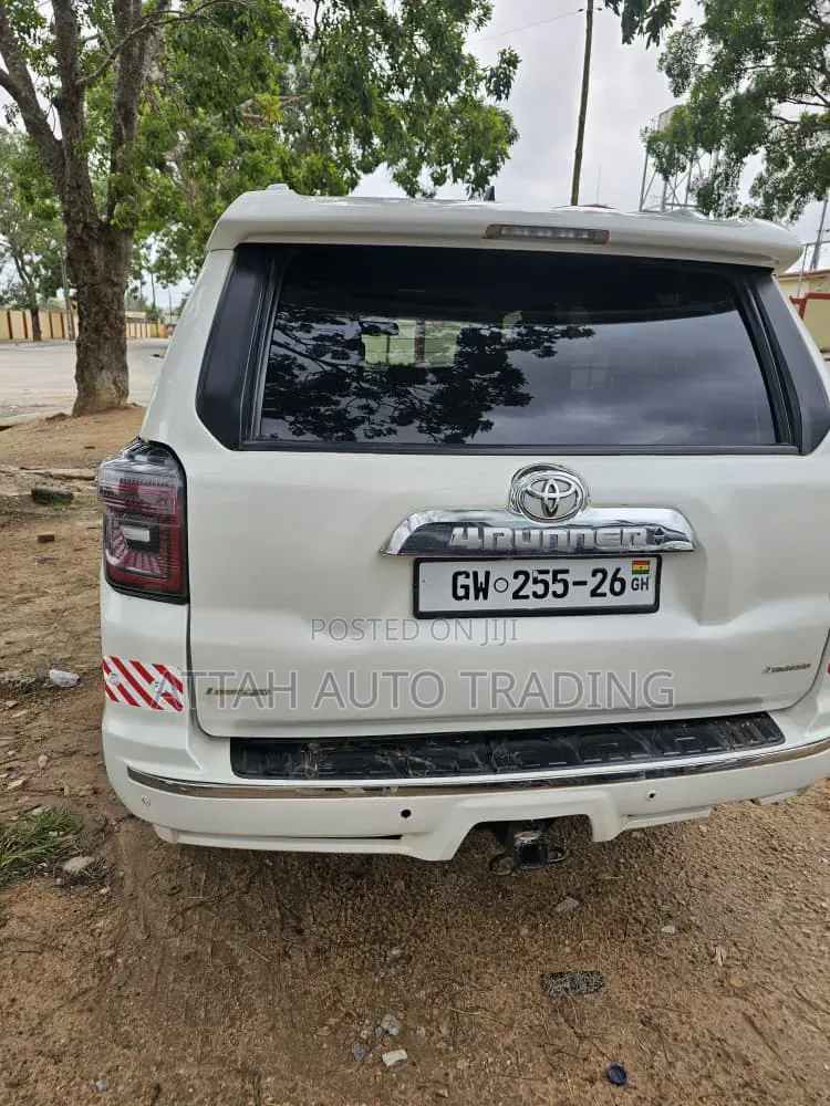 Toyota 4-Runner 2015 White