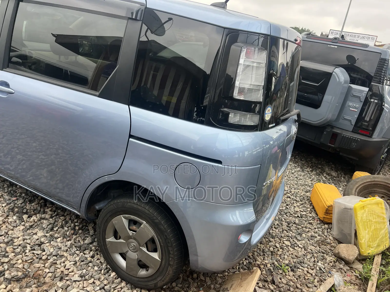 Toyota Sienta 1.5 AWD 2011 Blue