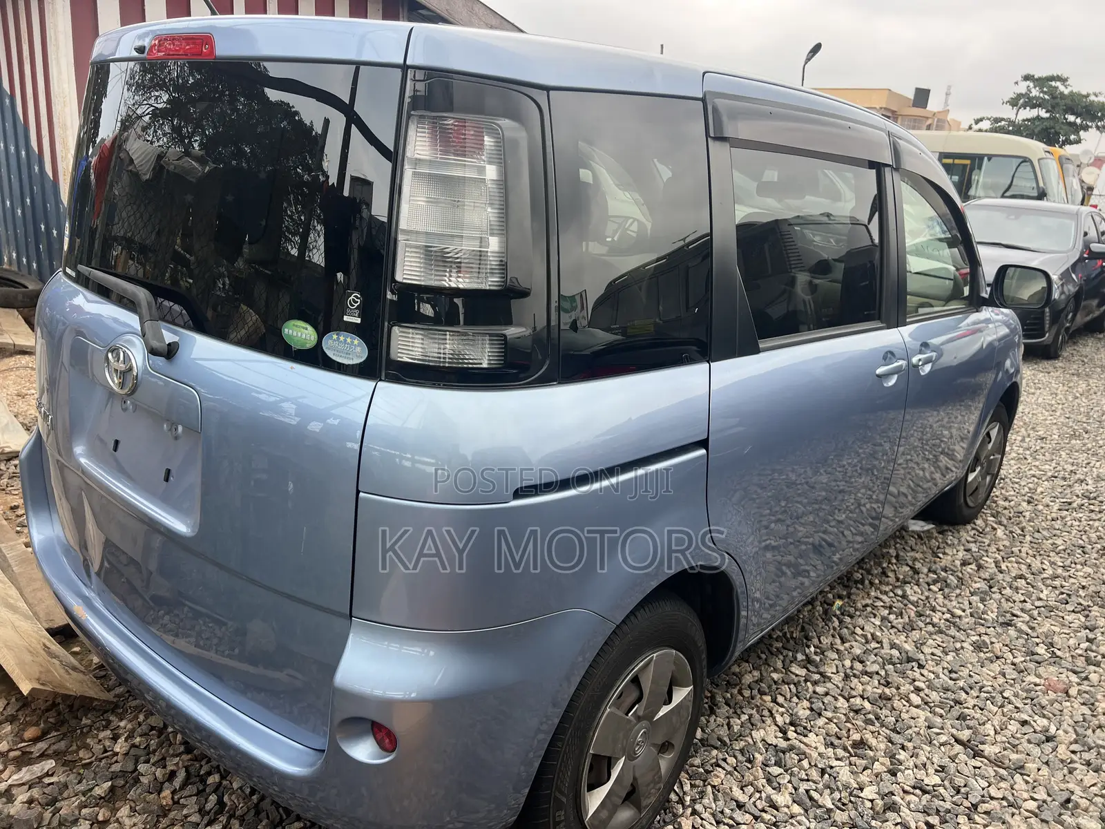 Toyota Sienta 1.5 AWD 2011 Blue