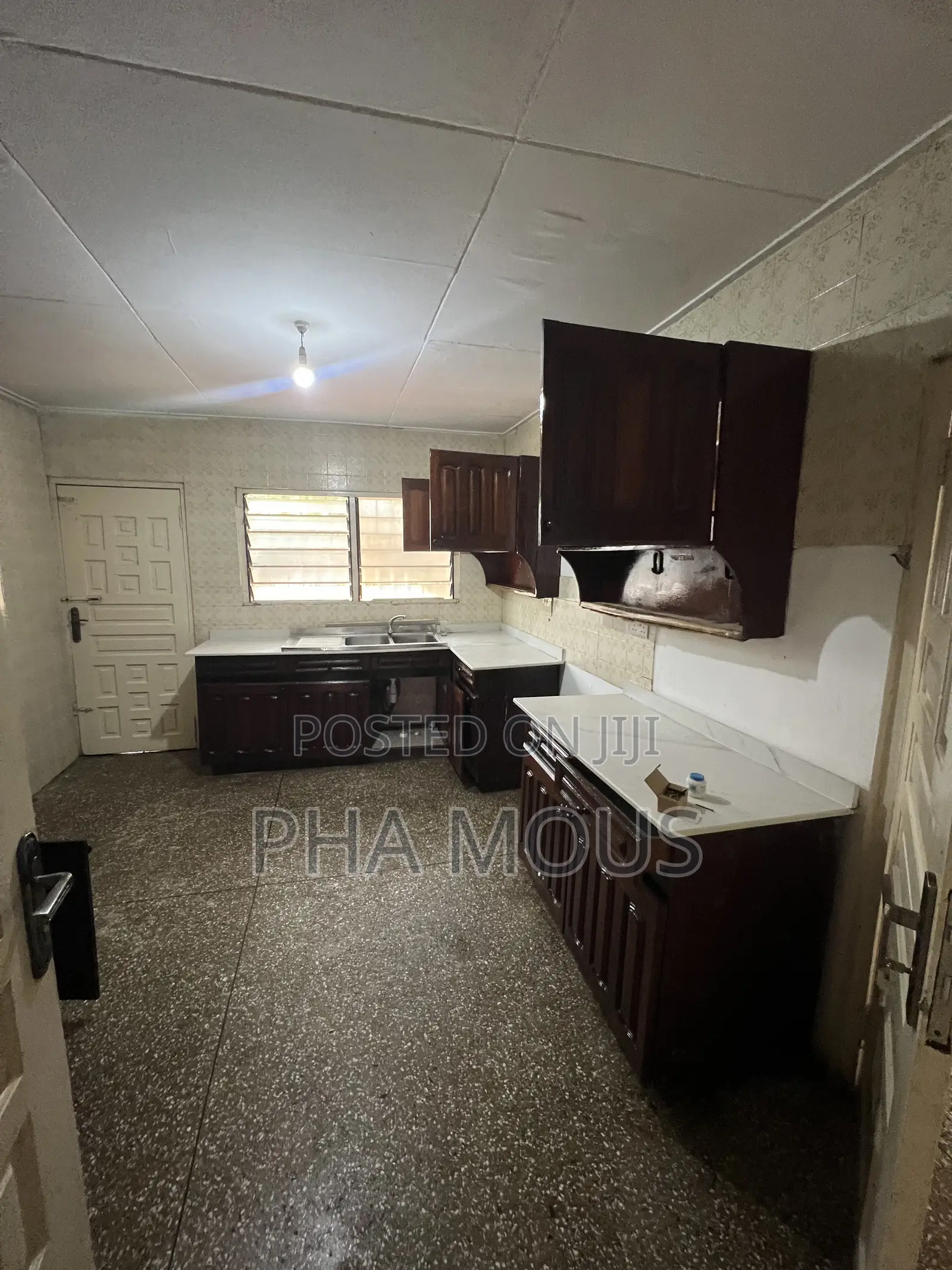 3bdrm Apartment in Achimota for rent