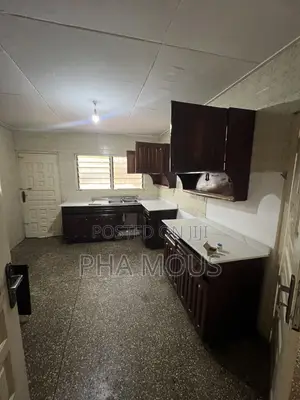 3bdrm Apartment in Achimota for rent