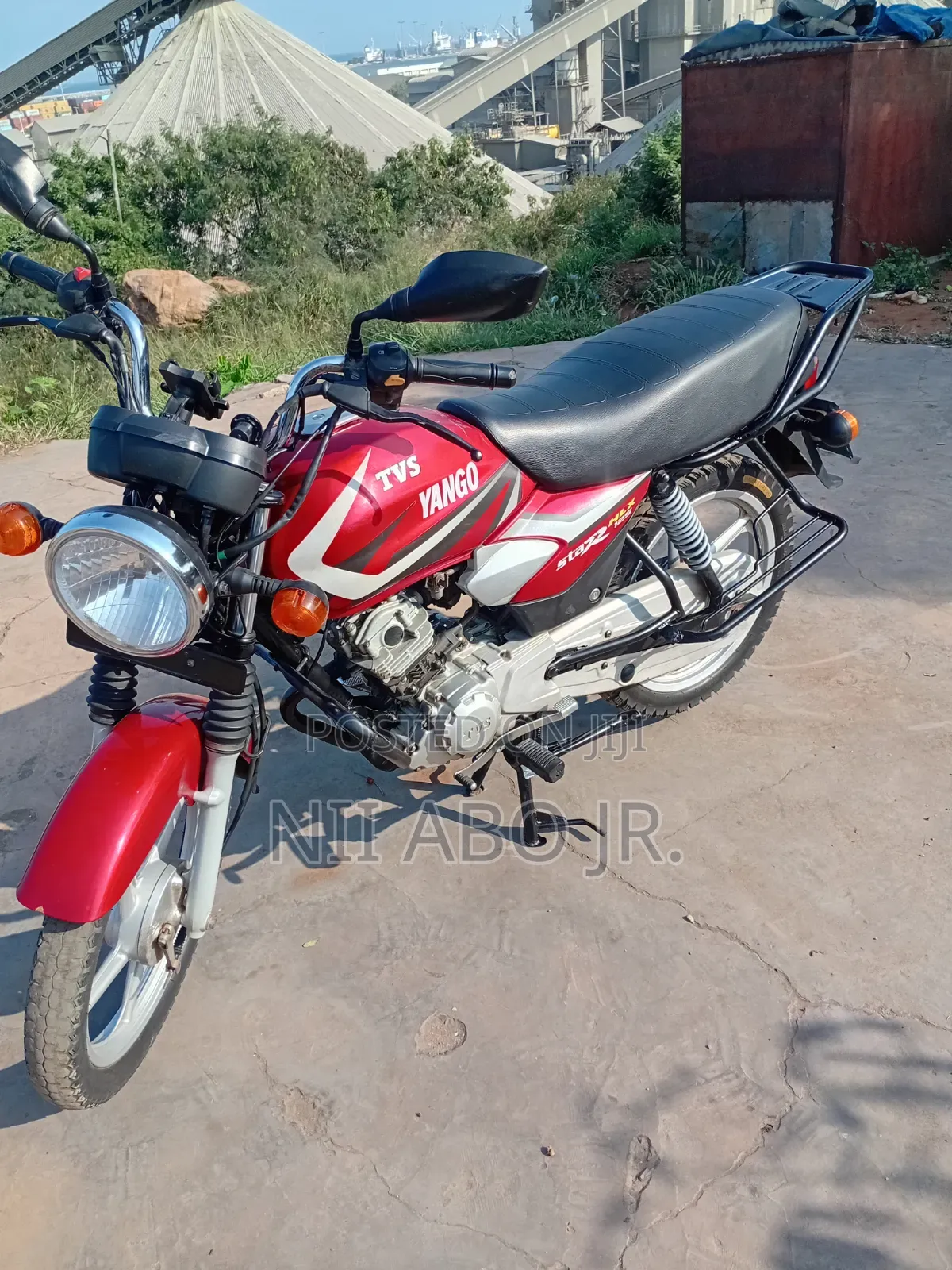 TVS HLX 125 2025 Red