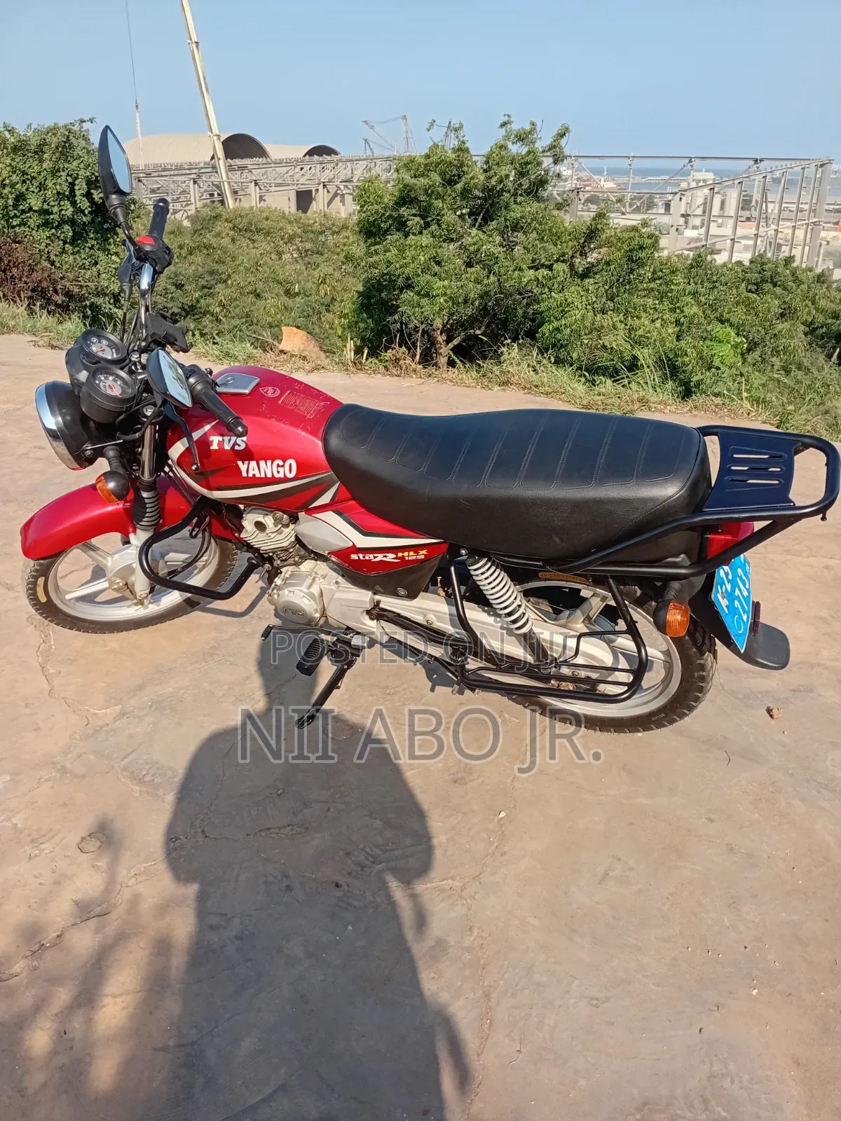 TVS HLX 125 2025 Red