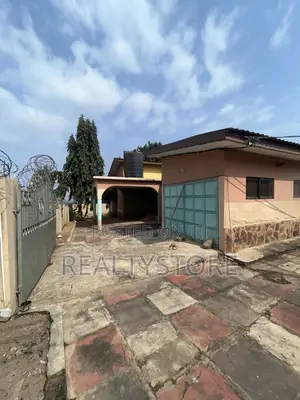 5bdrm House in Ashongman, Accra Metropolitan for rent
