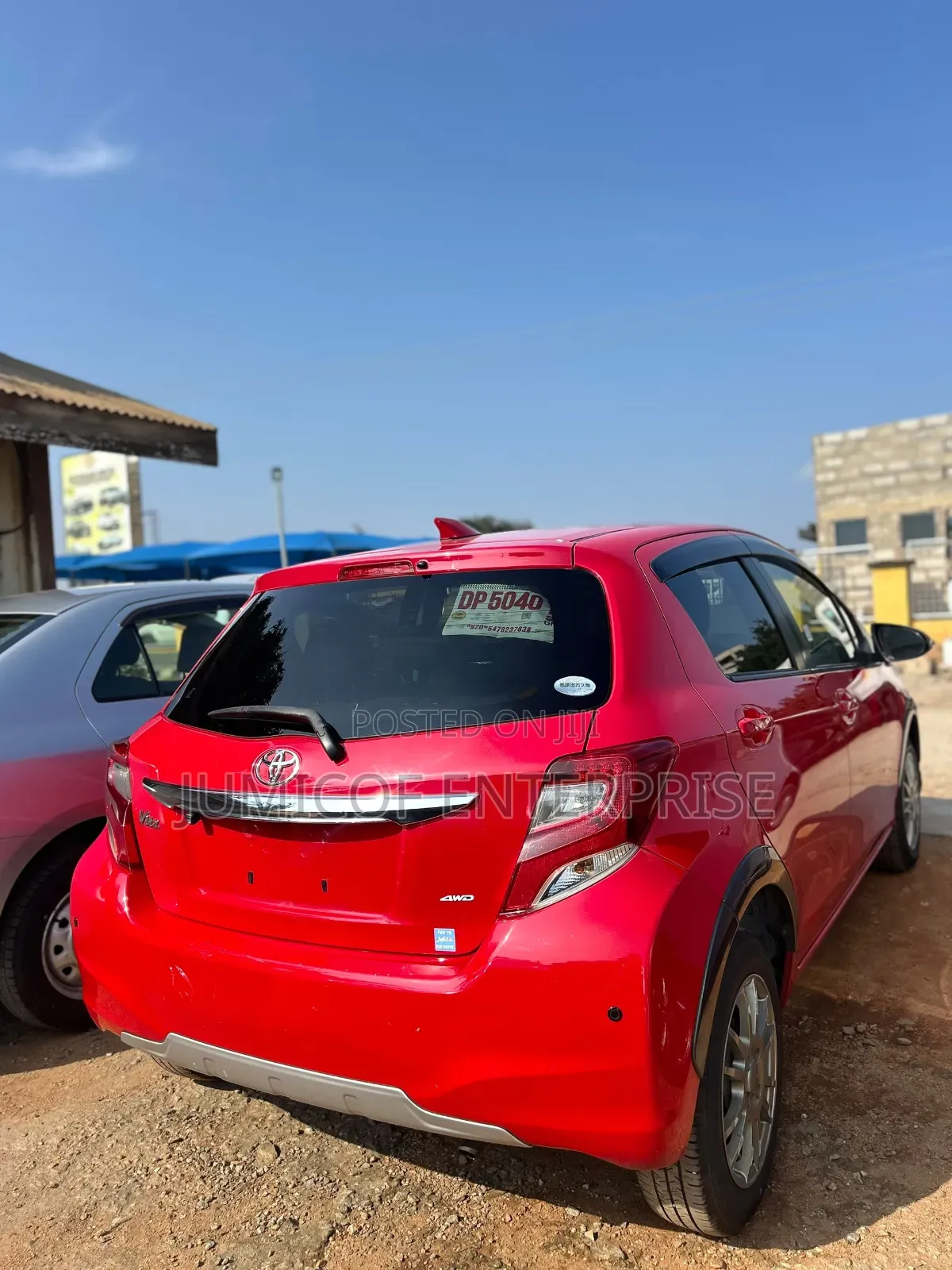 Toyota Vitz 2015 Red