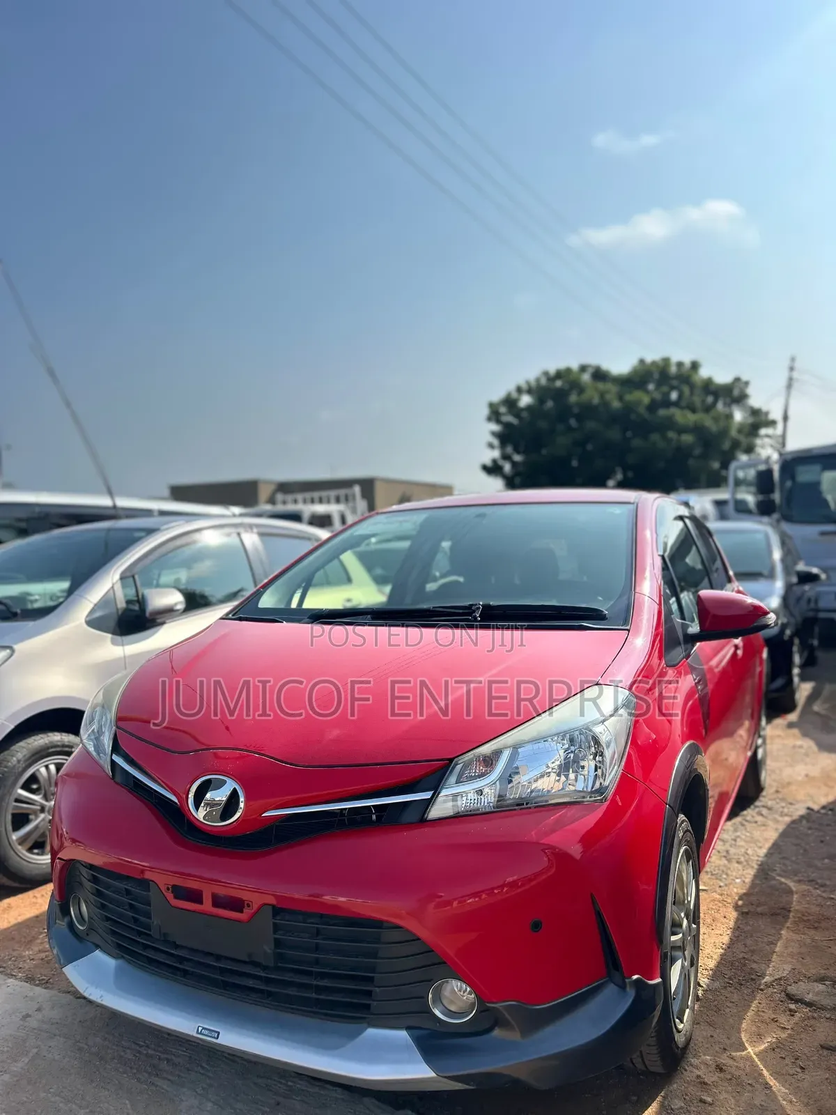 Toyota Vitz 2015 Red