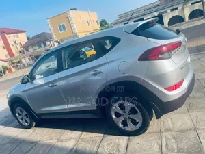 Hyundai Tucson 2018 Silver