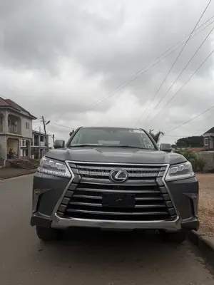 Lexus LX 570 (5 seats) AWD 2016 Gray