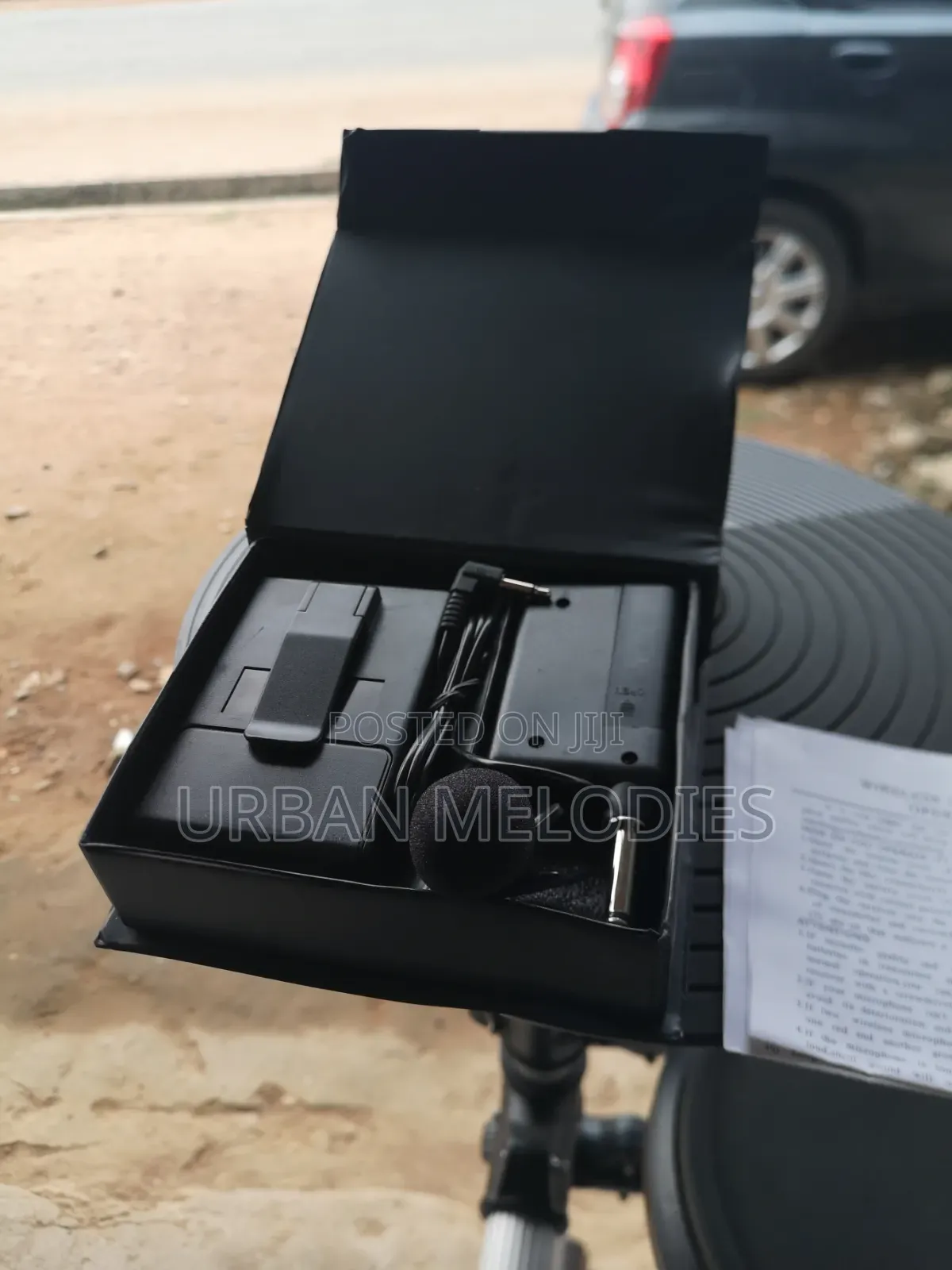 Wireless Lapel (Lavalier) Microphone System.
