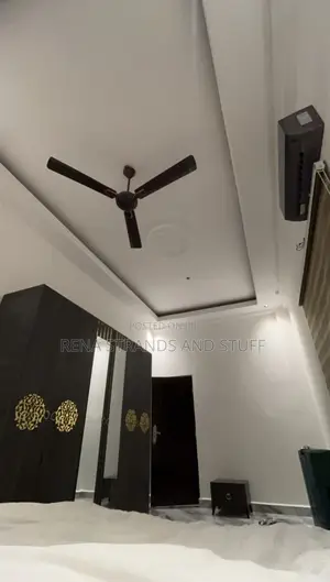 King Size Bed With Mattress