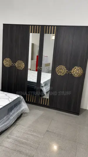 King Size Bed With Mattress