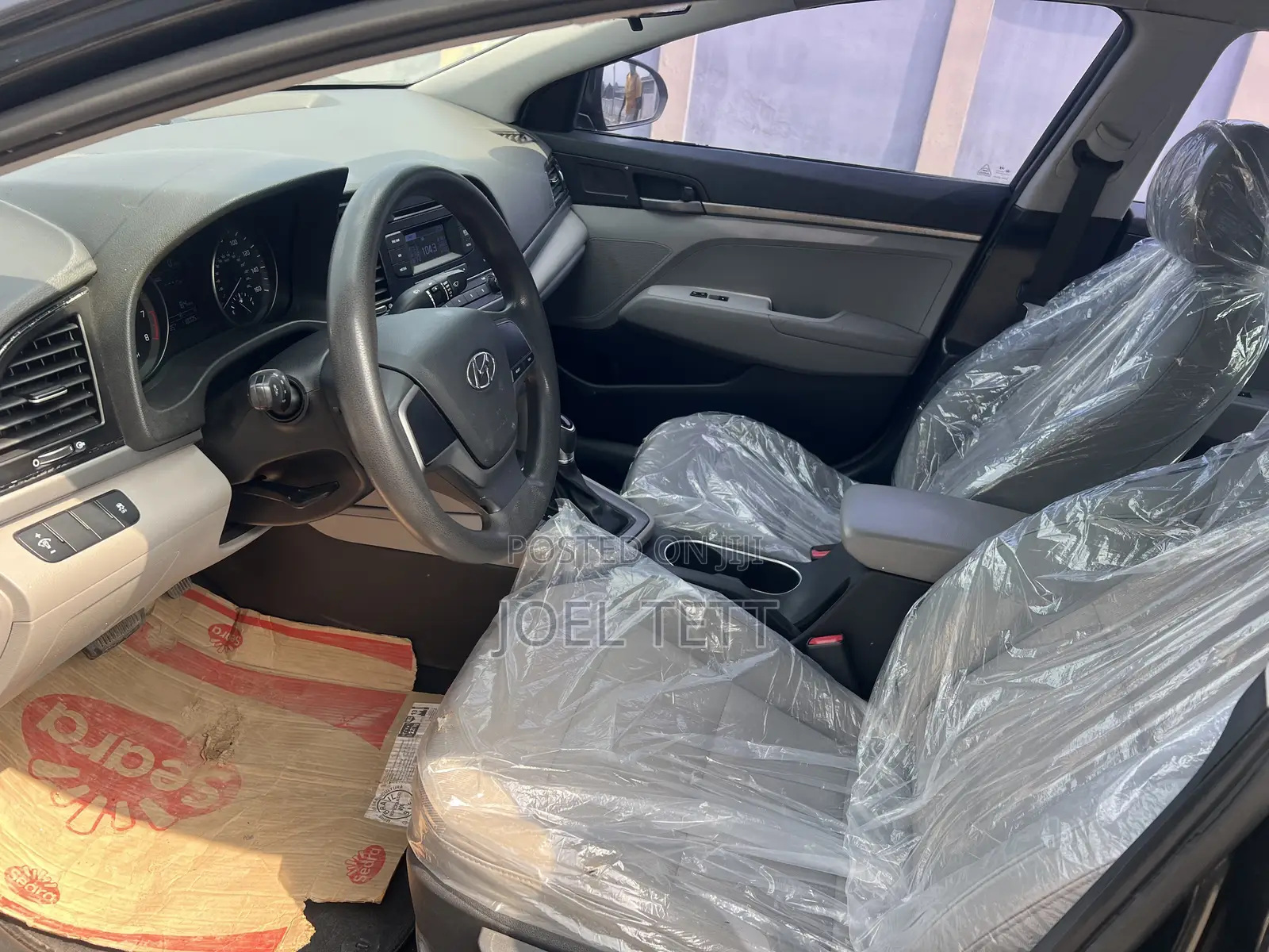 Hyundai Elantra 2017 Black